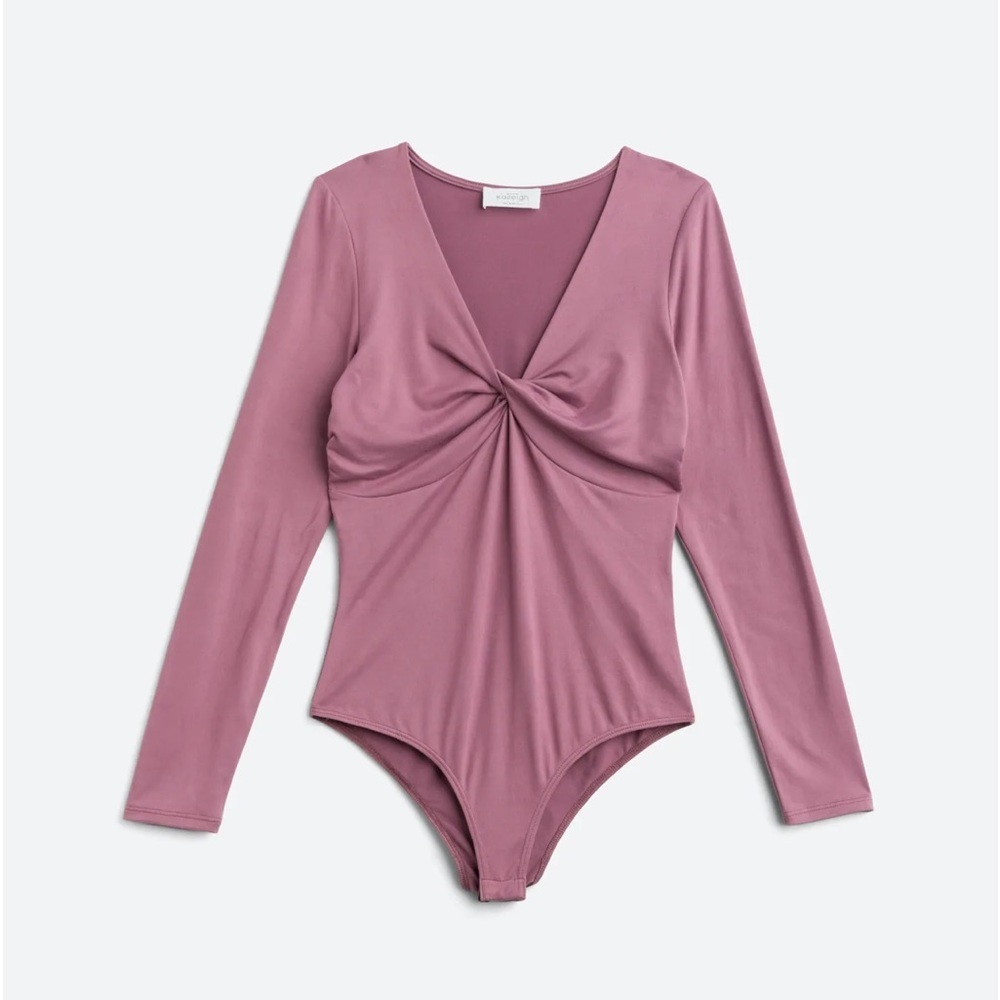 HEATHERLY
Sabrina Twist Front Long Sleeve Bodysuit‎